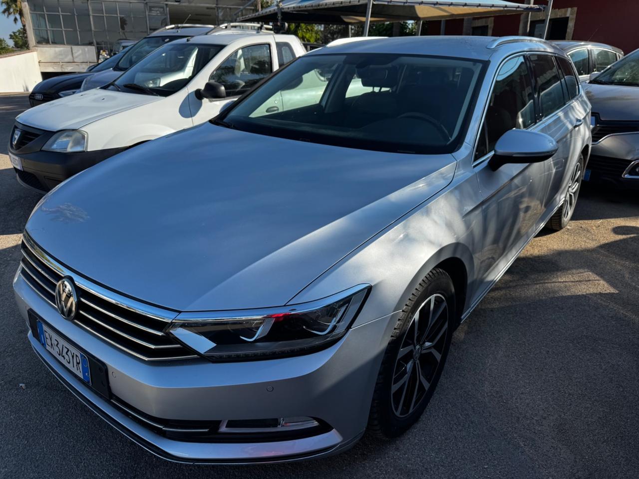 Volkswagen Passat 2.0 TDI DSG Highline BlueM. Tech.