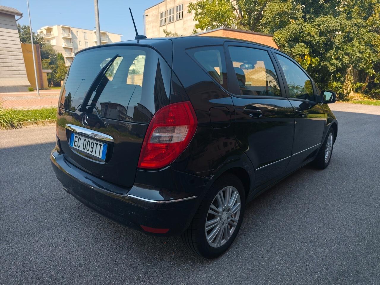 Mercedes-benz A 160 Elegance cambio automatico benz