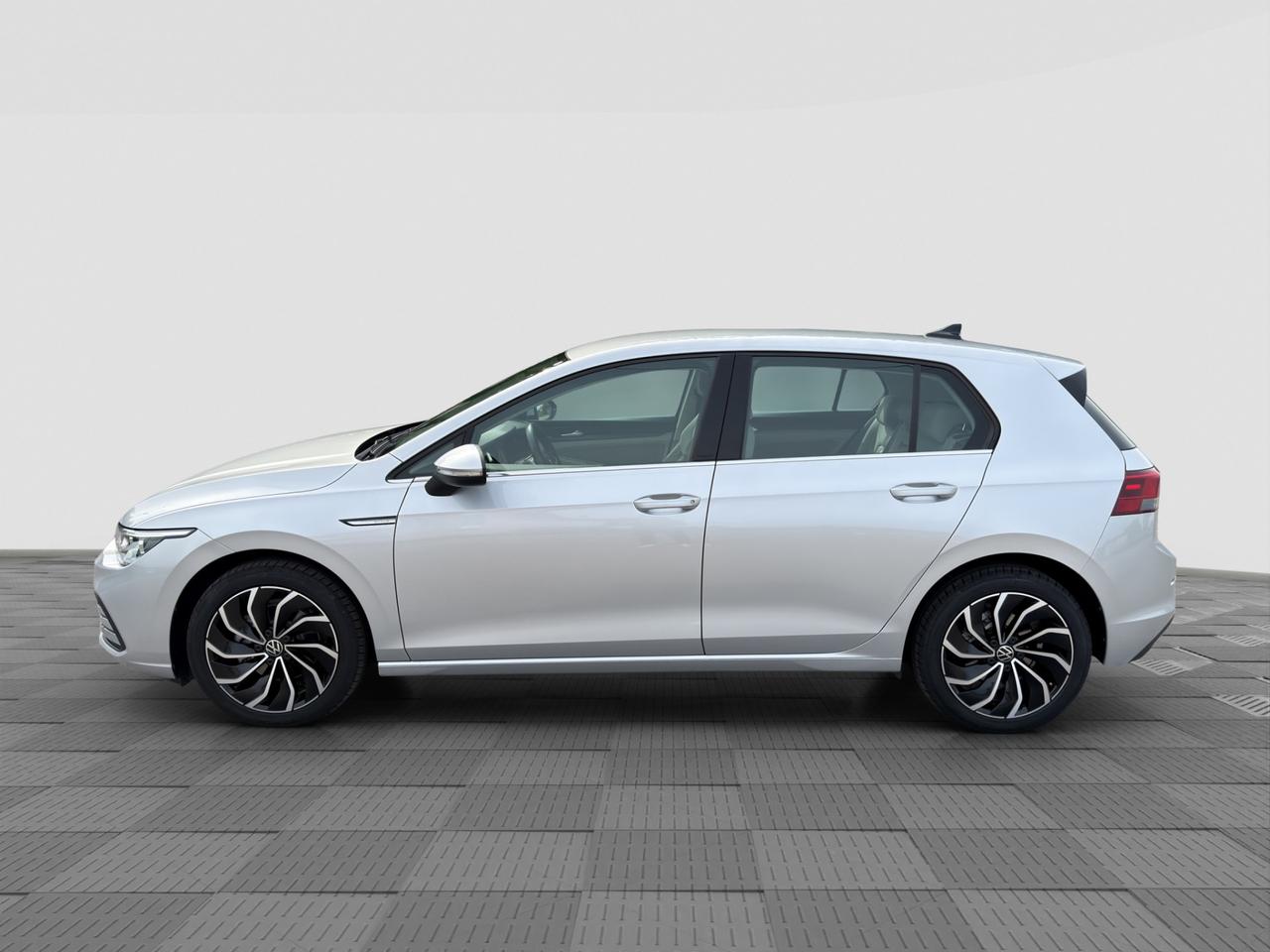 VOLKSWAGEN Golf 8ª serie Golf 1.5 eTSI 130 CV EVO ACT DSG Style