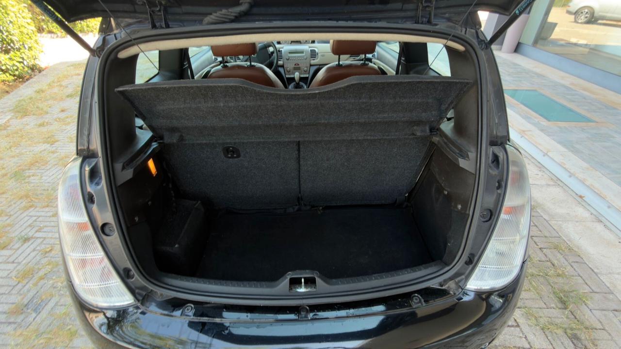 Lancia Ypsilon 1.3 MJT 90 CV Platino