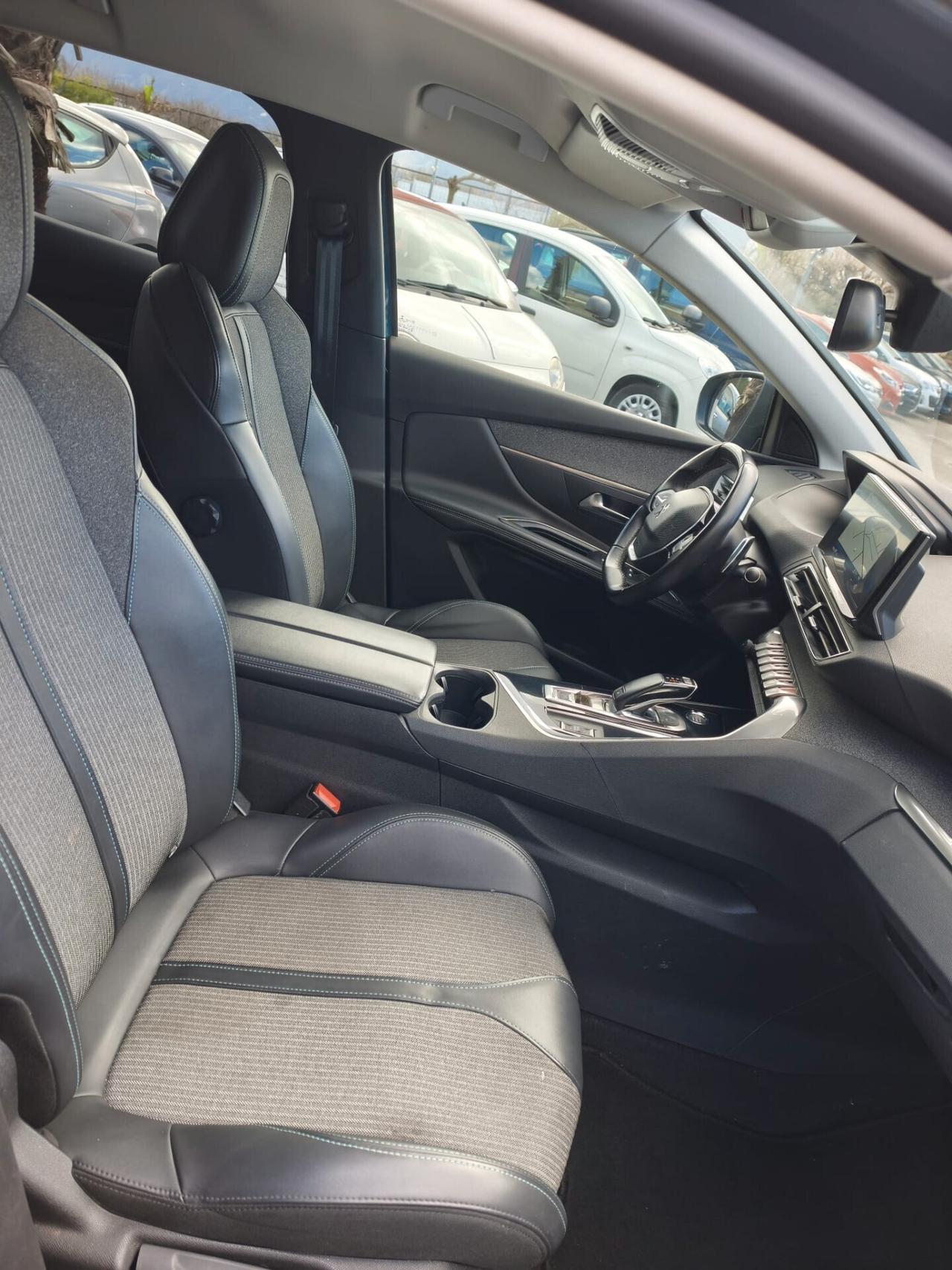 PEUGEOT 3008 1.5HDI 130CV AUTOM ALLURE PACK