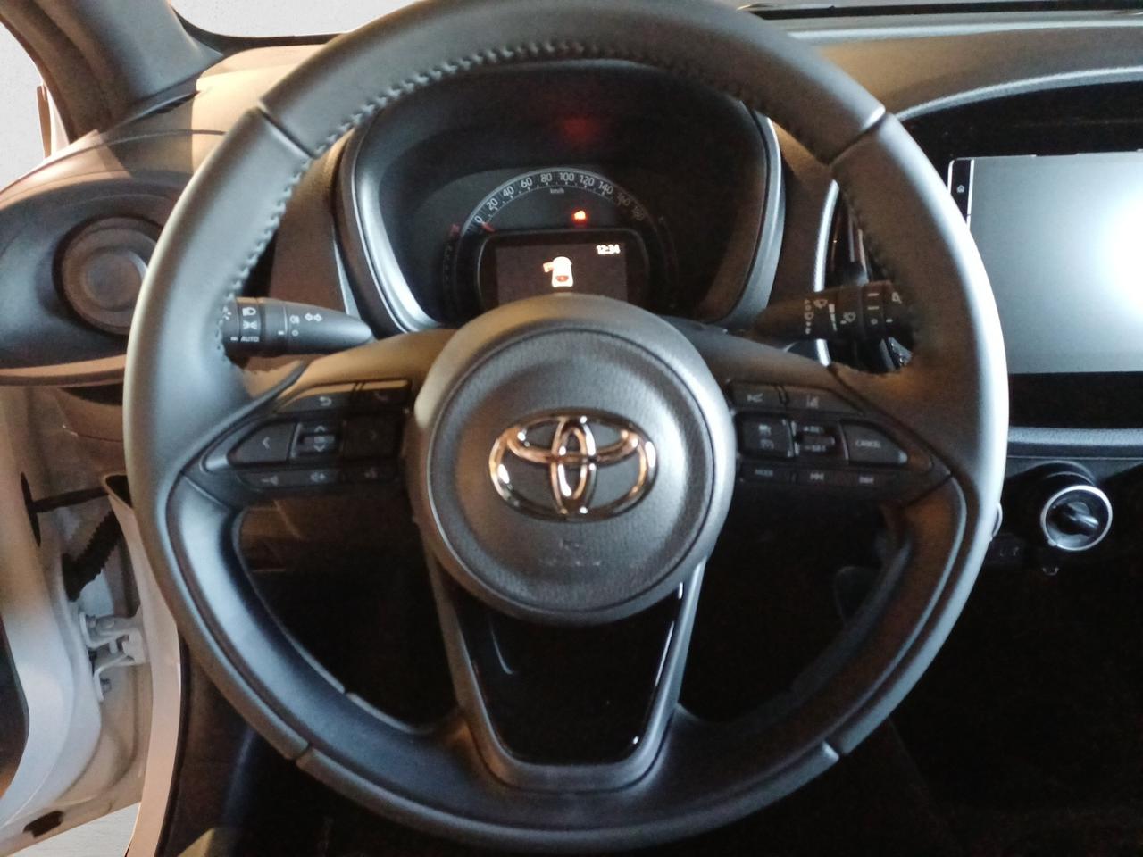 TOYOTA Aygo X - Aygo X 1.0 VVT-i 72 CV 5 porte Active