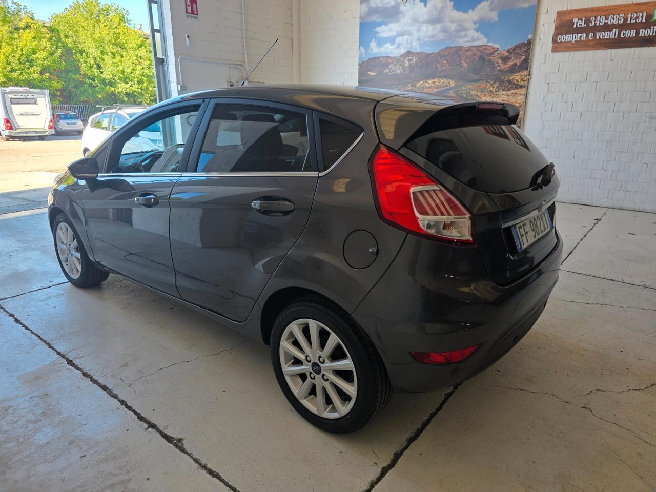 Ford Fiesta Titanium 1.4cc benzina GPL
