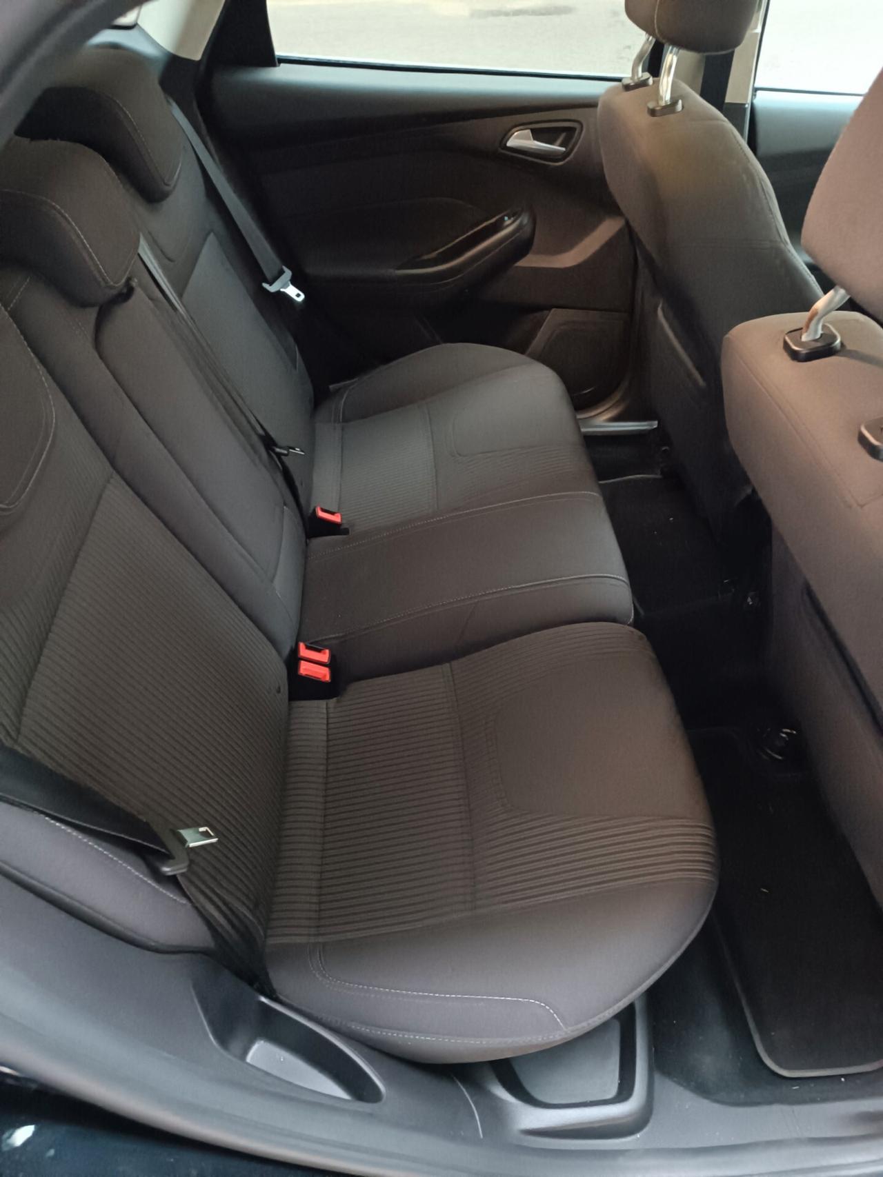 Ford Focus SW 1.6 TDCi 115 CV TITANIUM