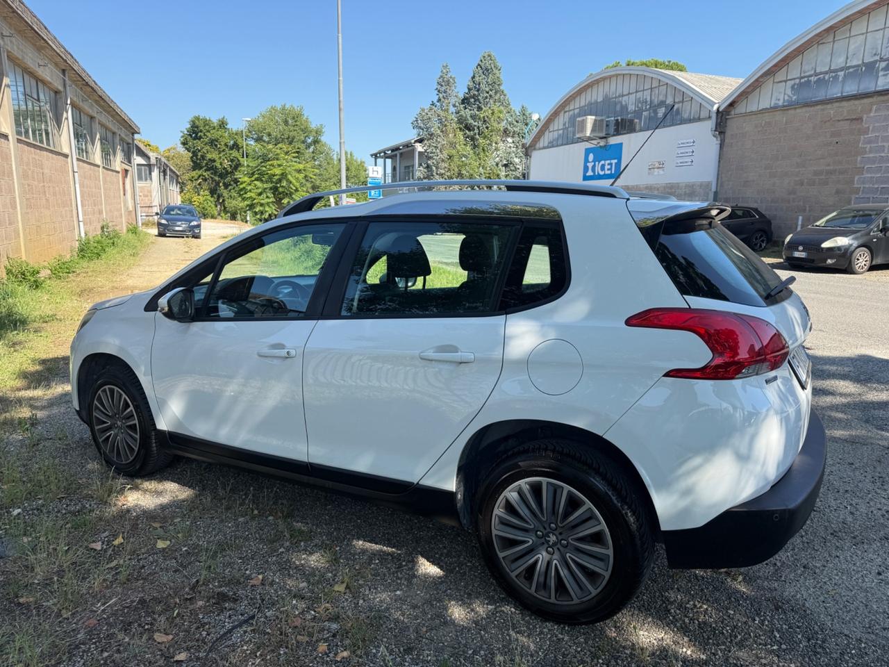 Peugeot 2008 BlueHDi 75 Active
