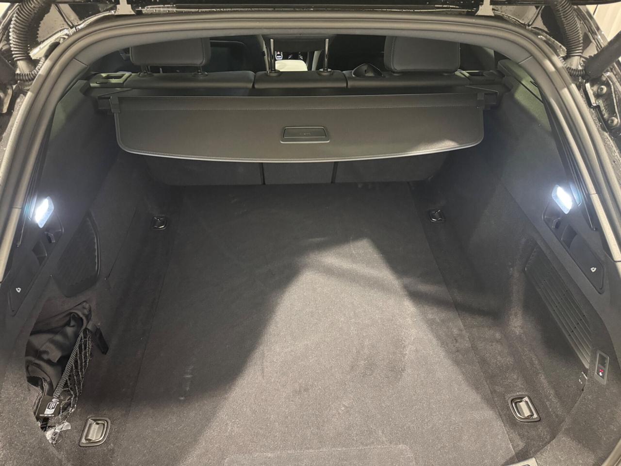 Audi A5 Avant TDI 150 kW mHEV+ S tronic quattro Line edition FULL!!