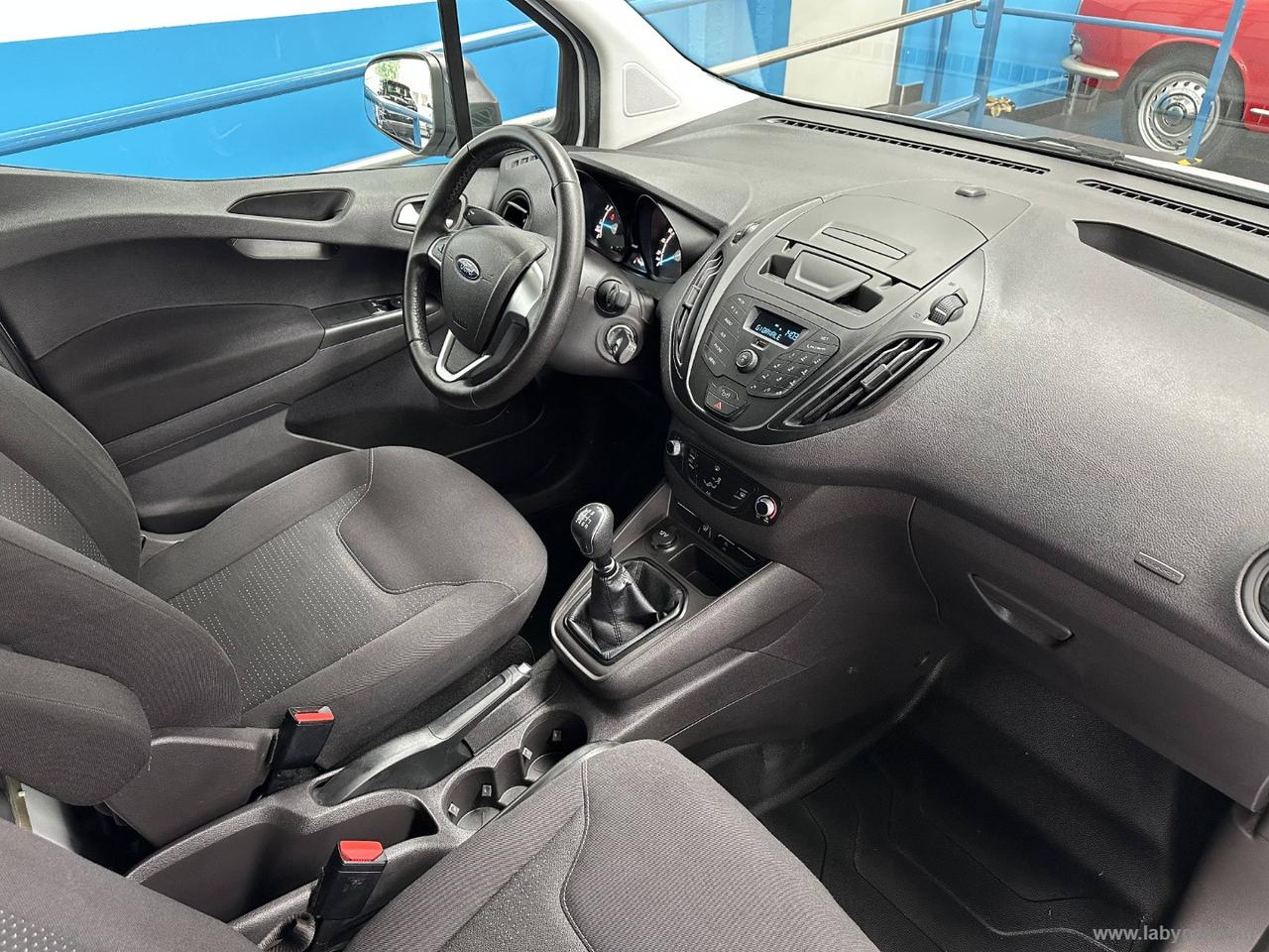 Transit Courier 1.0 EcoB.100CV Van Trend