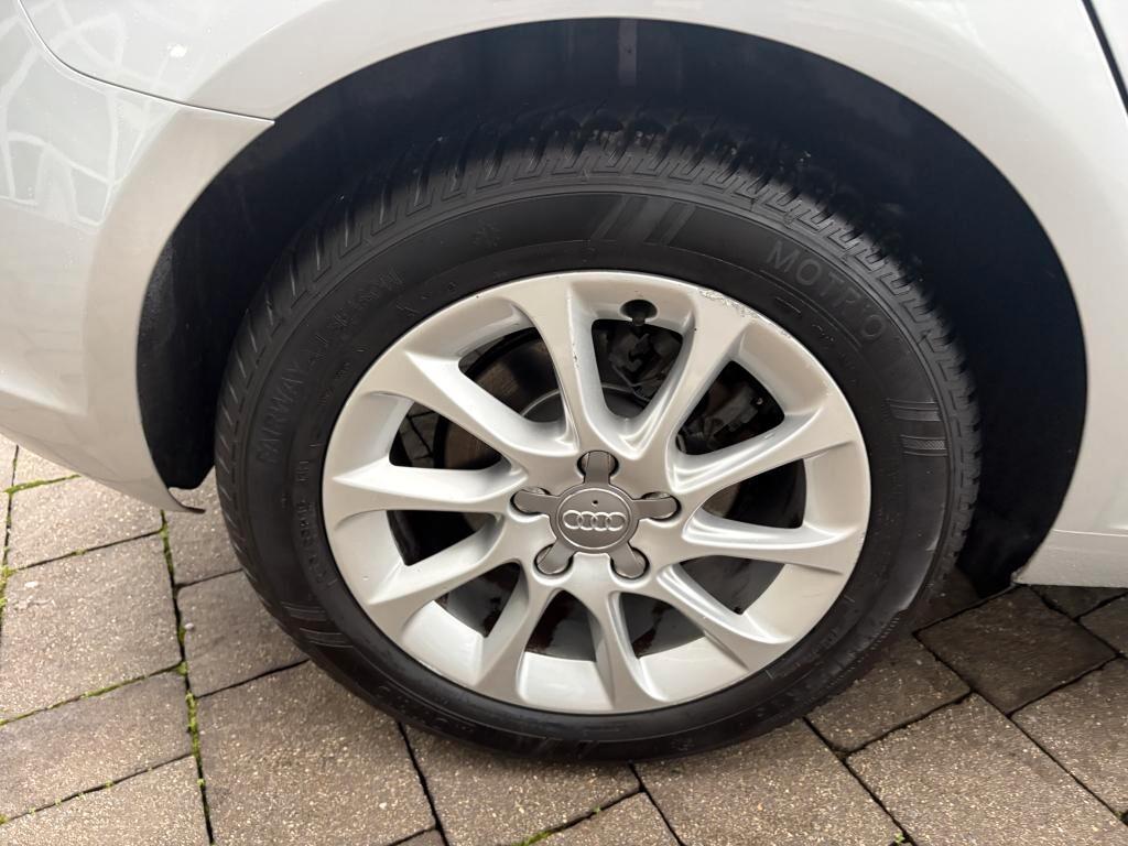 Audi A3 Sportback 1.6 TDI 105cv Ambiente