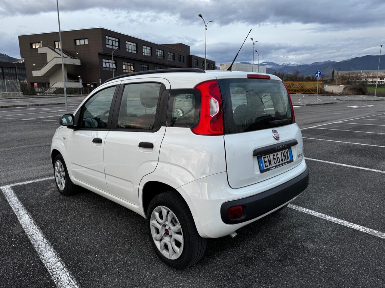 Fiat Panda 0.9 TwinAir Turbo Natural Power Lounge