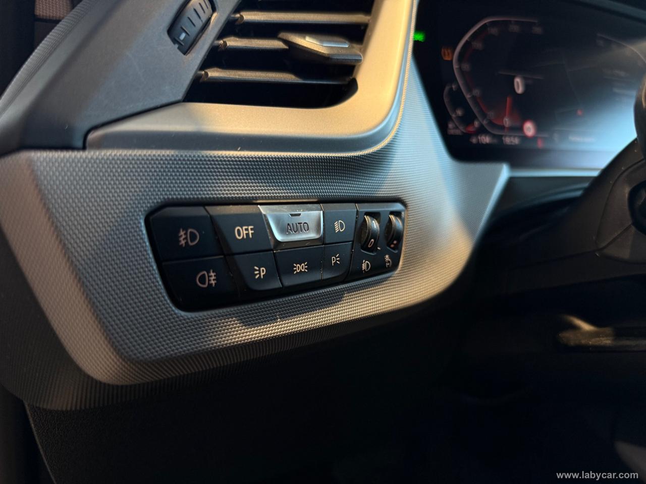 BMW 116d 5p. Business Advantage