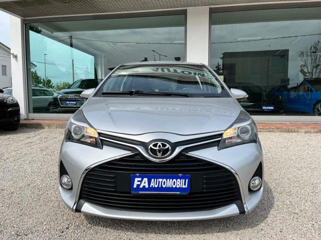 TOYOTA Yaris 1.4 D-4D 5 porte Active