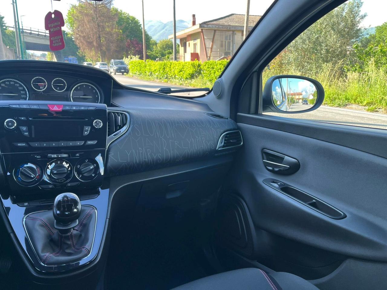 Lancia Ypsilon 0.9 T NATURAL POWER 85CV Ecochic Elefantino