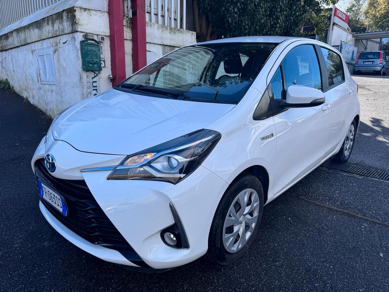 Toyota Yaris 1.5 Hybrid 5 porte Business