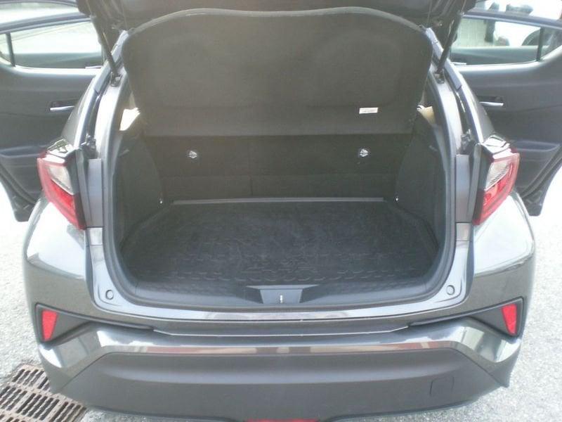 Toyota C-HR 1.8h Business e-cvt