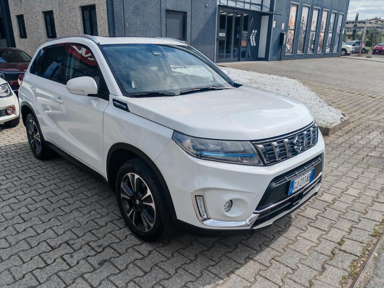 Suzuki Vitara 1.5 Hybrid A/T Starview