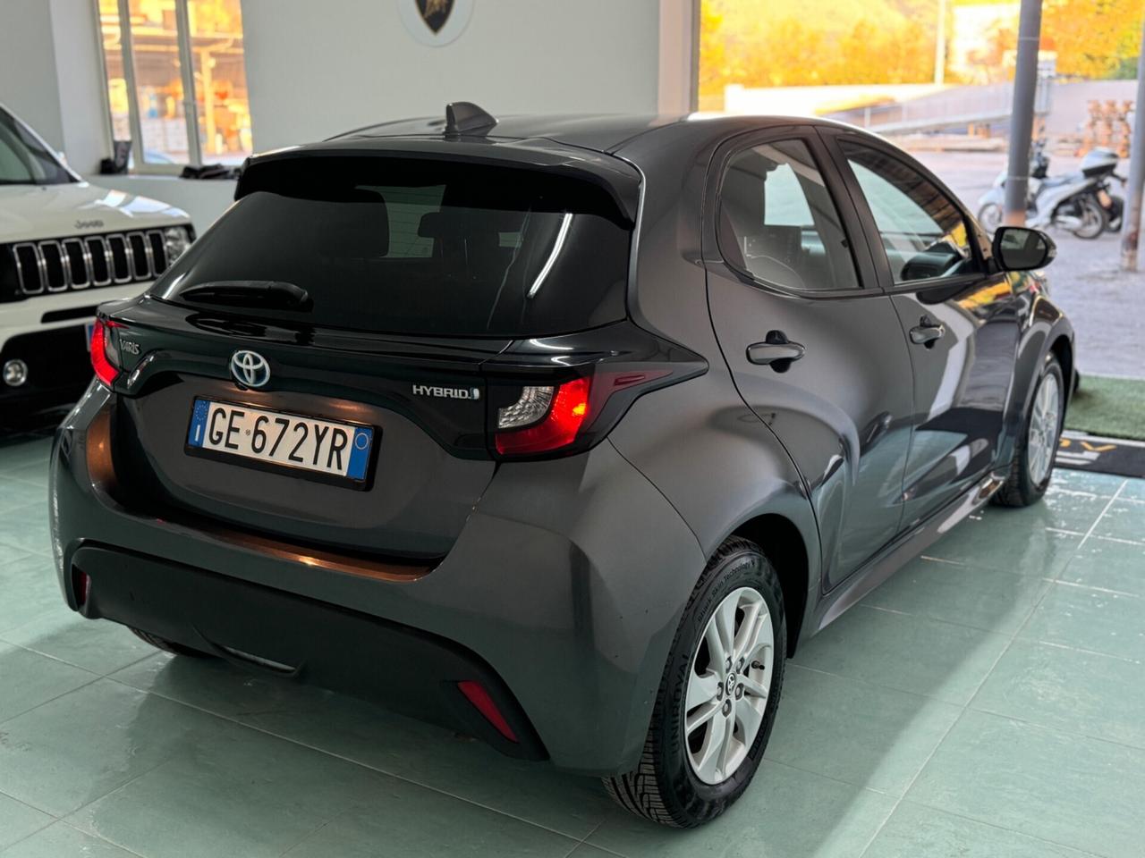 Toyota Yaris 1.5 Hybrid 5 porte Lounge