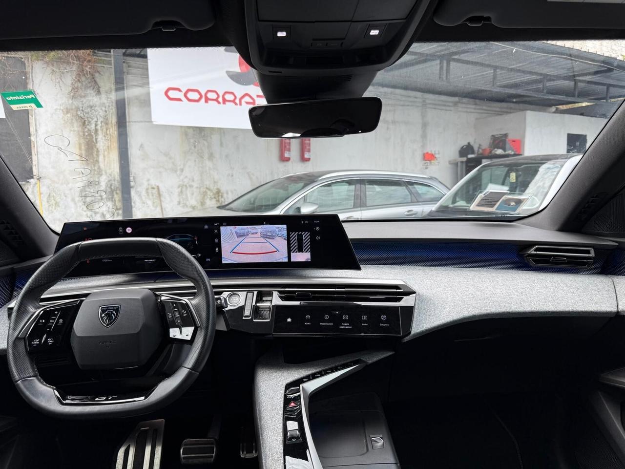 PEUGEOT 3008 2025 Hybrid 136 e-DCS6 GT 17000KM