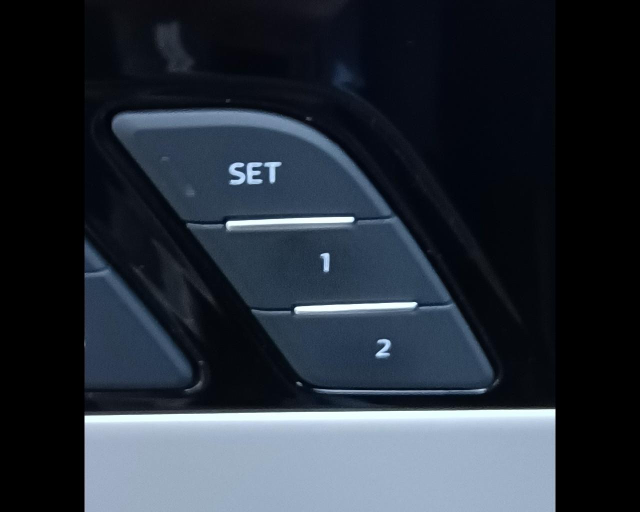 AUDI A4 V 2019 Allroad Quattro A4 Allroad 40 2.0 tdi mhev Identity Contrast quattro 204cv s