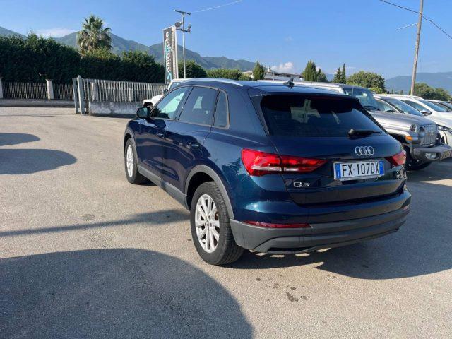 AUDI Q3 2.0 TDI 150 CV Business