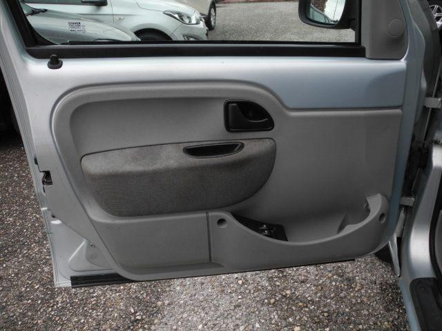 RENAULT Kangoo 1.5 dCi 80cv 5p. -Ok NEOPATENTATI- Iscrivibile ASI