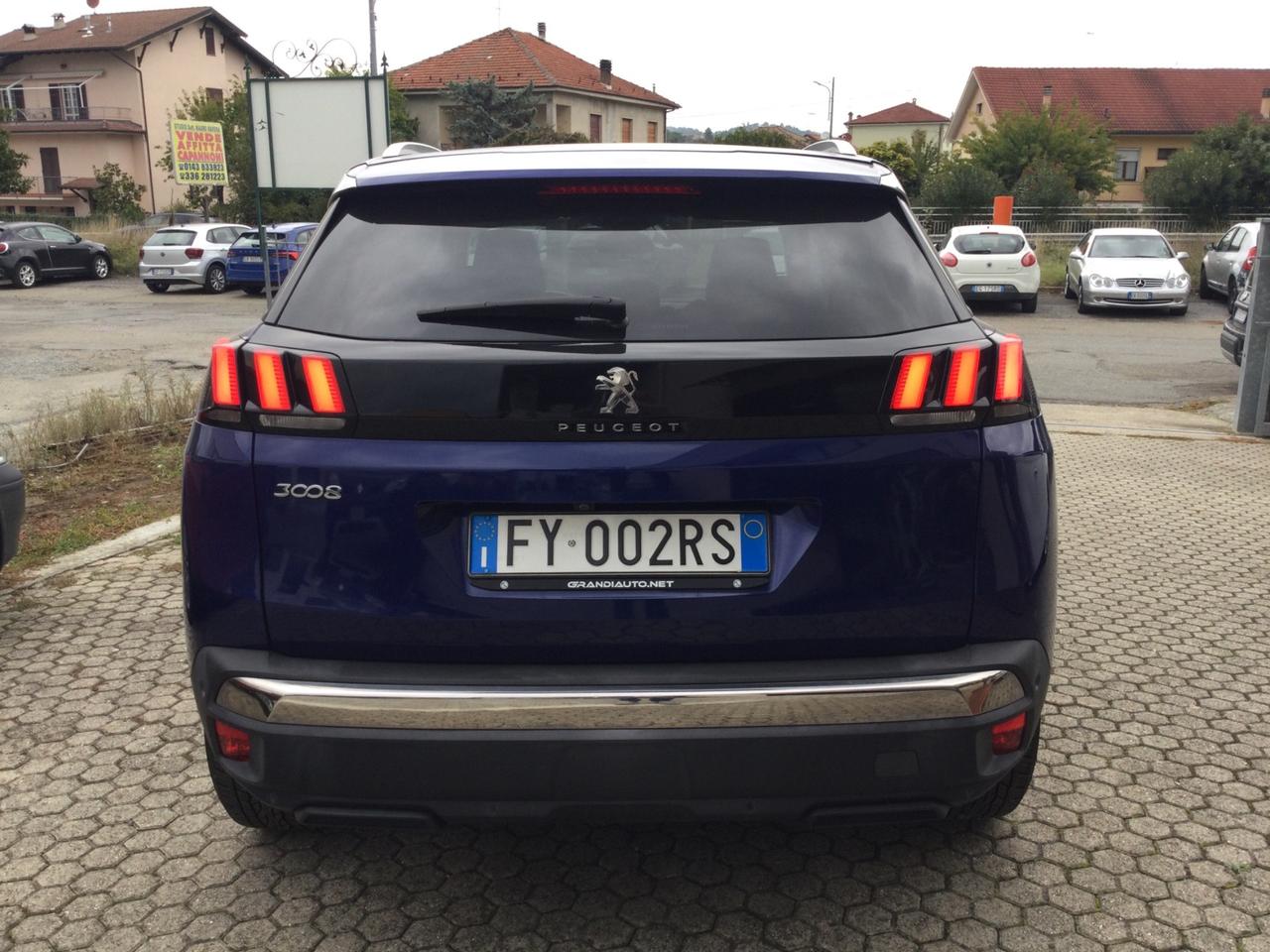 Peugeot 3008 BlueHDi 130 S&S EAT8 Allure