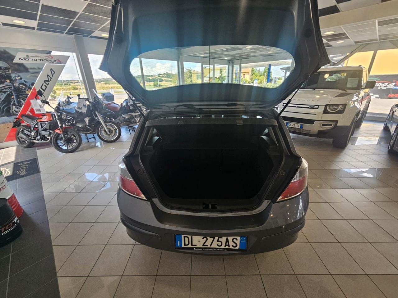 Opel Astra 1.9 CDTI 120CV 5 porte