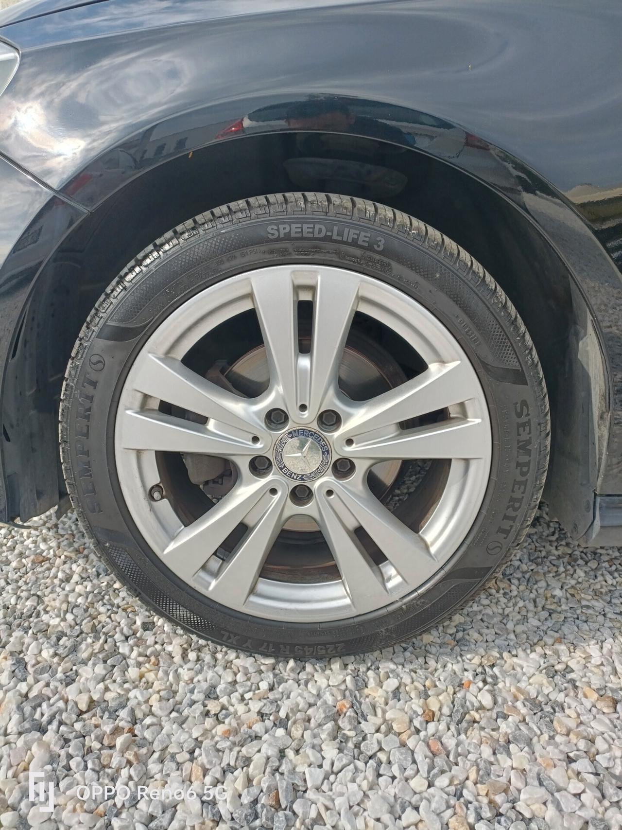 Mercedes-benz A 180 d Premium
