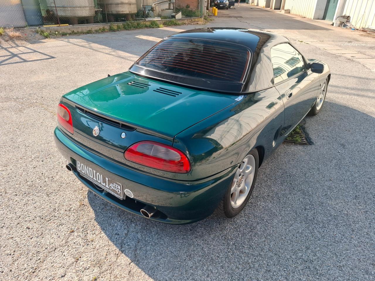 Mg MGF 1.8i cat da restauro