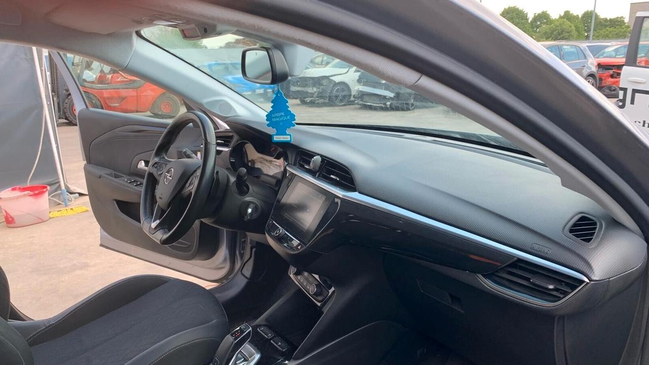 Opel Corsa 1.2 100 CV aut. GS Line, incidentata..