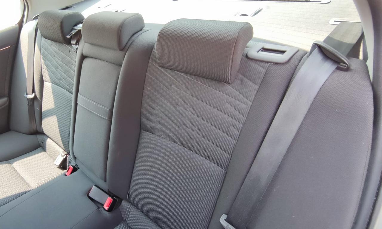 Toyota Avensis 2.2 D-4D Executive