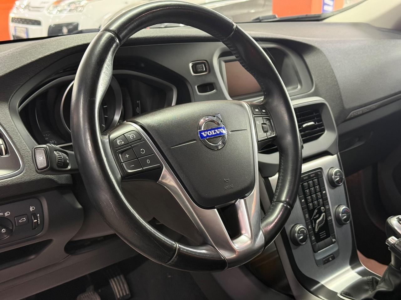 Volvo V40 Cross Country D4 Ocean Race