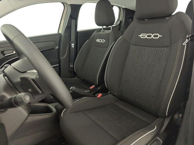 FIAT 600 Hybrid 110 CV DCT MHEV