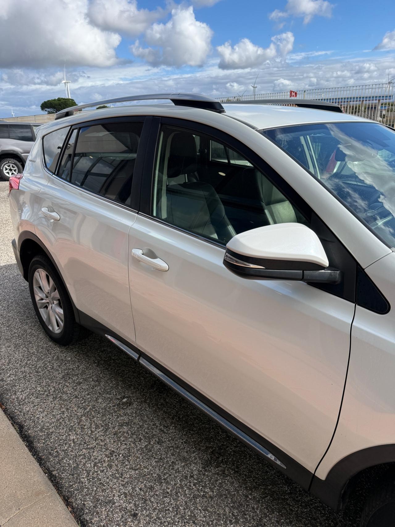 Toyota RAV 4 RAV4 2.0 D-4D 4WD Style White Ed. ADAS