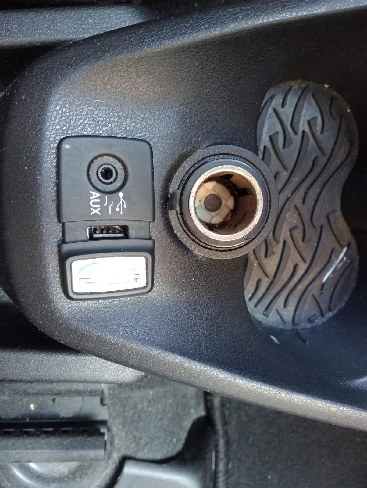 Lancia Ypsilon 0.9 TwinAir 85 CV 5 porte Metano Ecochic