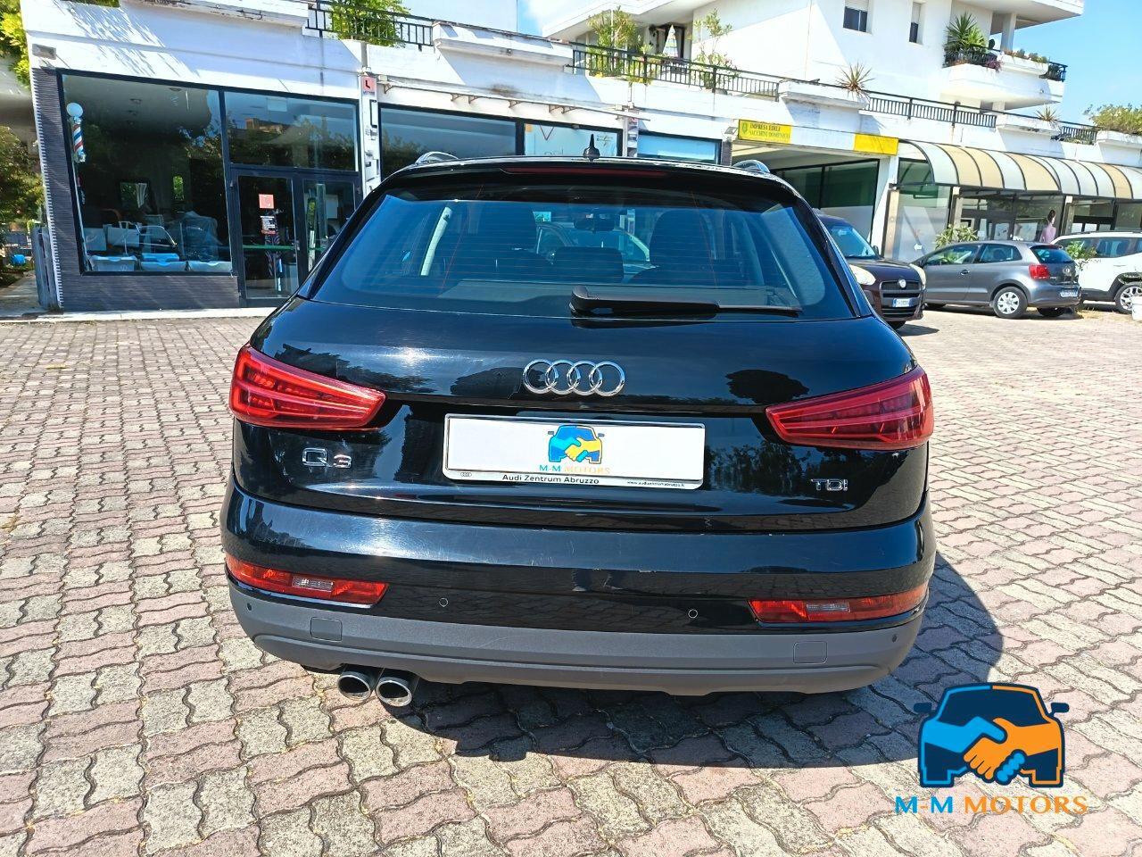 Audi Q3 2.0 tdi Business 120cv