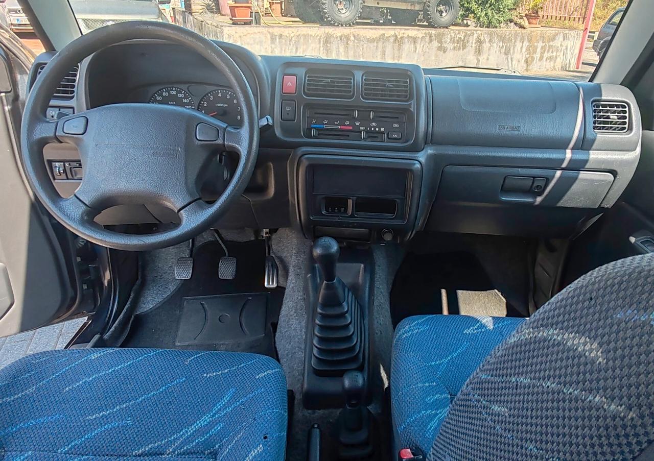 Suzuki Jimny 1.3i 16V cat 4WD JLX