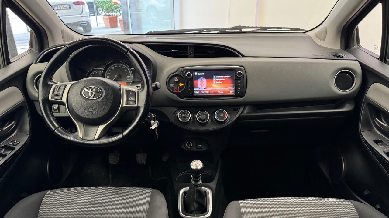 Toyota Yaris 1.4 D-4D 5 porte Lounge-2016