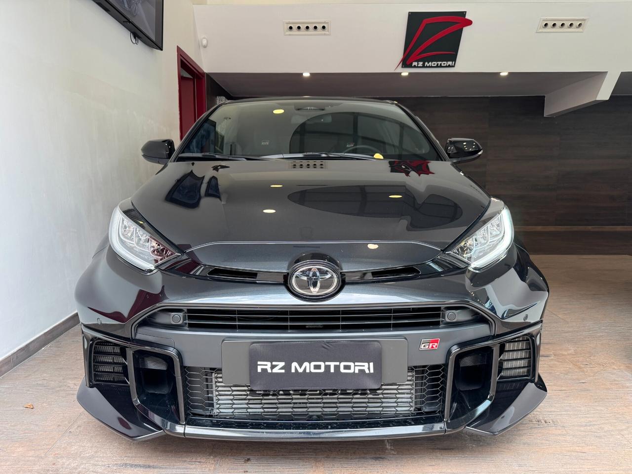 Toyota Yaris GR 1.6 Circuit-ITALIANA-CERCHI FORGIATI-AUTOMATICA-PREZZO REALE-PRONTA CONSEGNA.