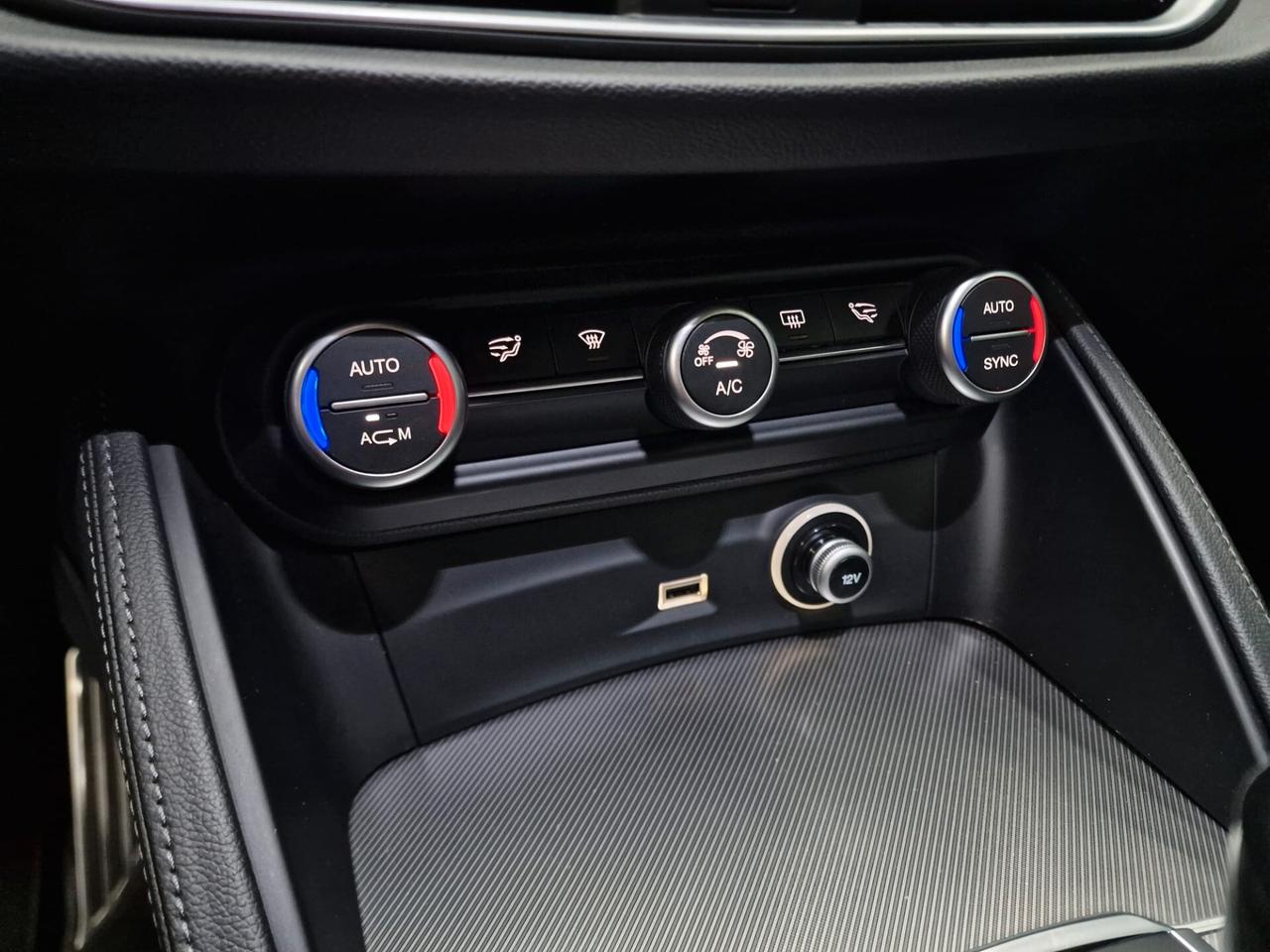 Alfa Romeo Stelvio 2.2 Turbodiesel 190 CV AT8 RWD Executive