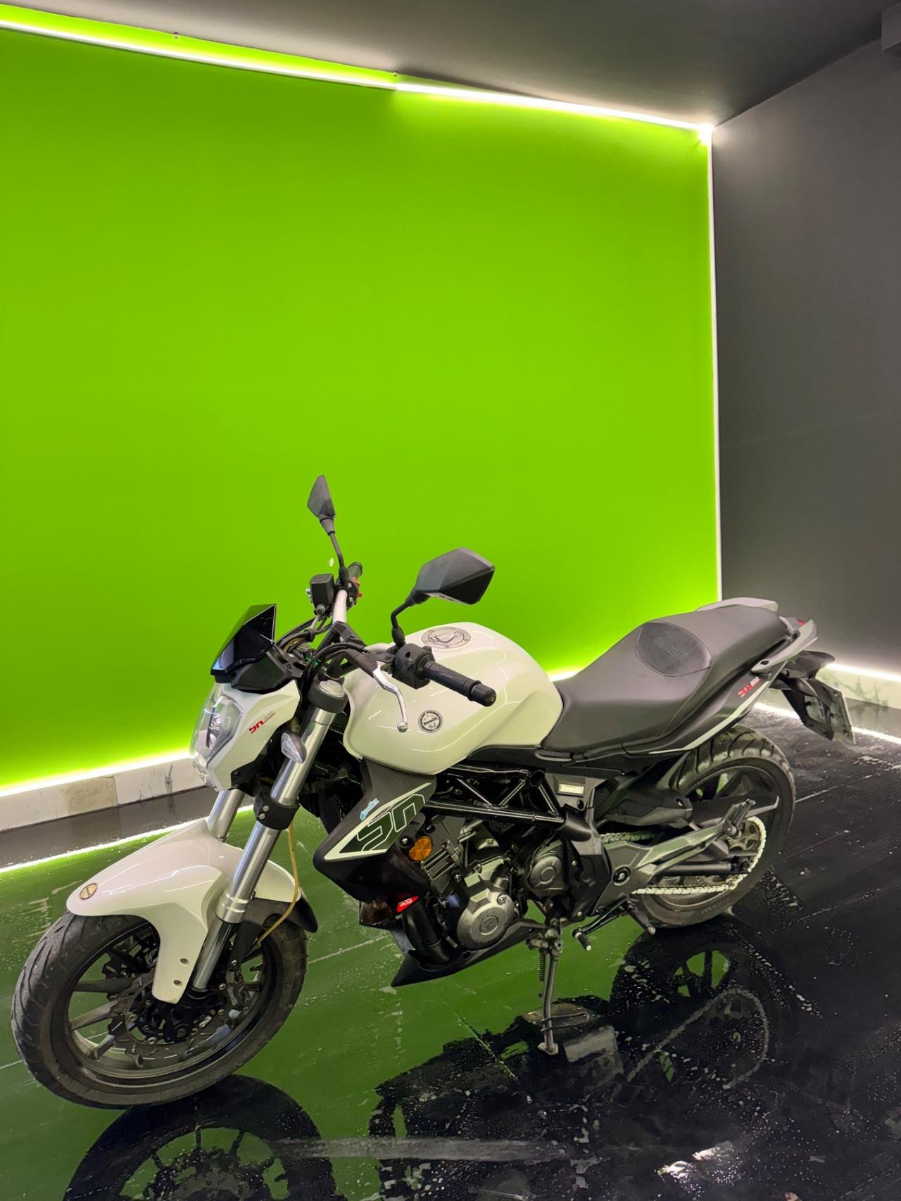 Benelli BN 302