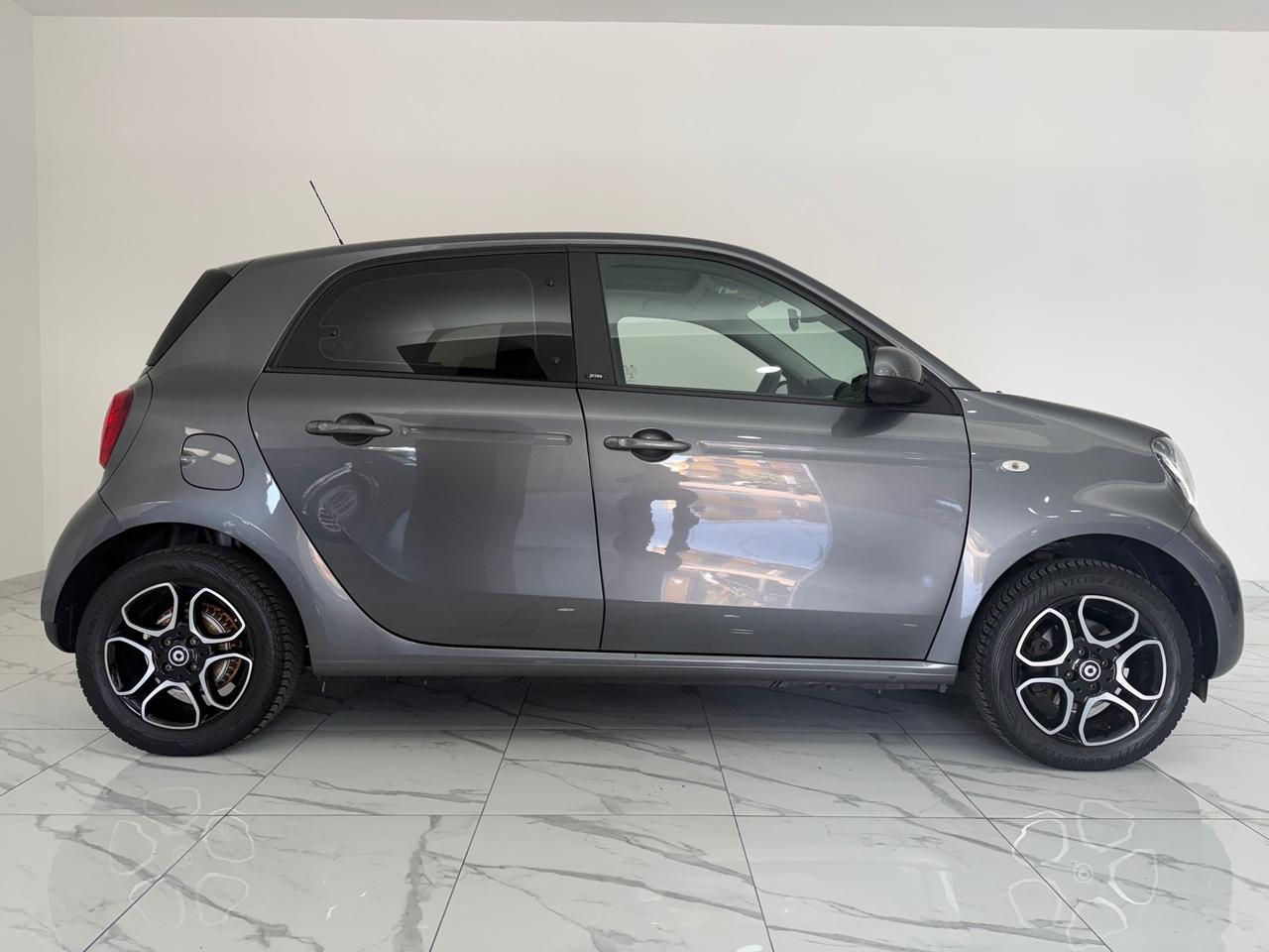 SMART FORFOUR AUTOMATICA PRIME/TETTO/PELLE 39.000 KM