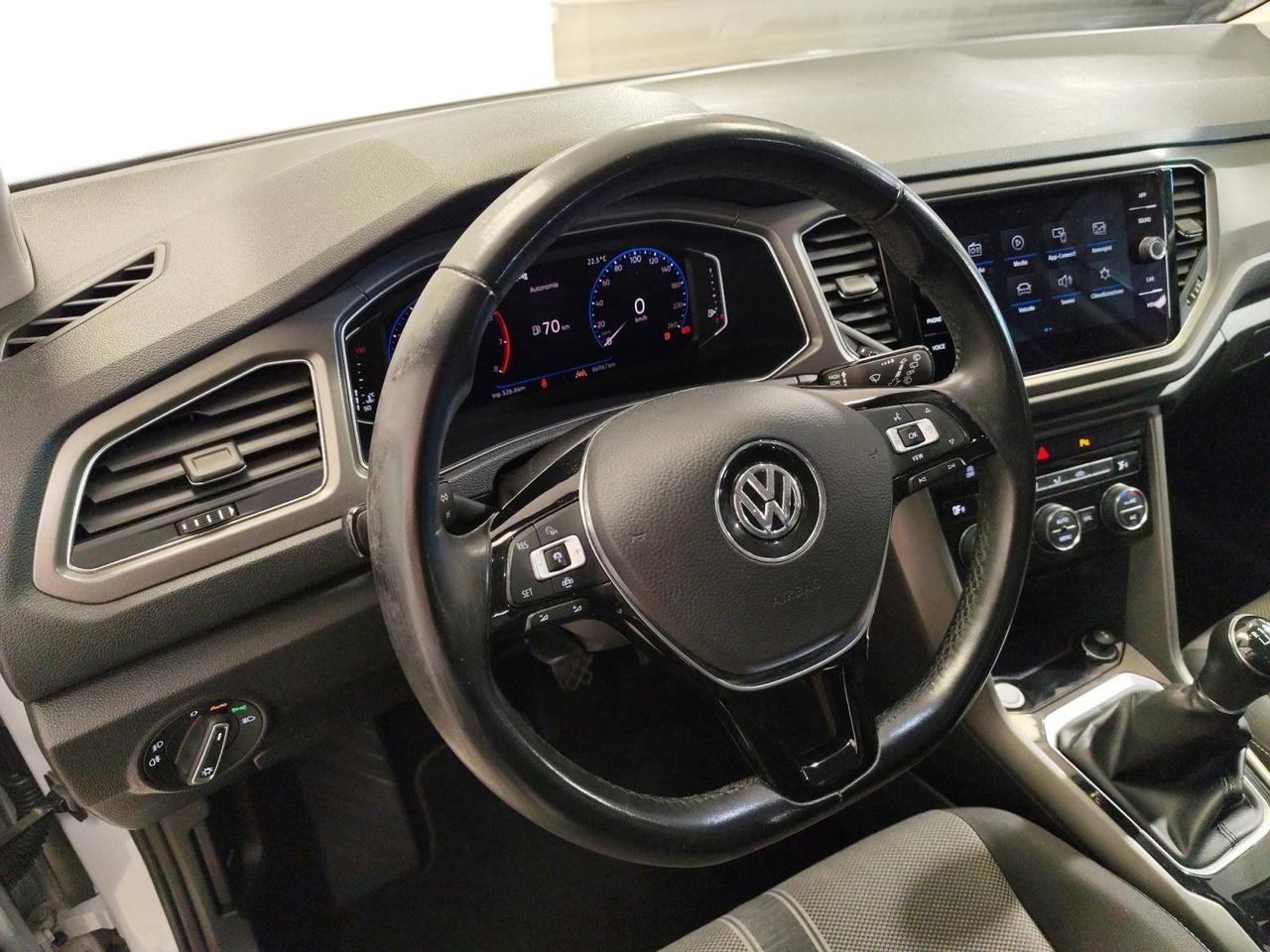 Volkswagen T-Roc 1.0 tsi Advanced