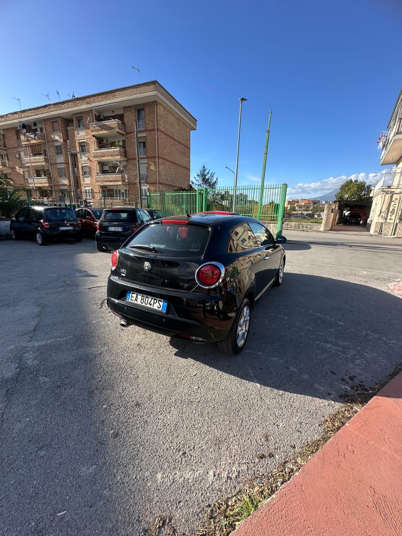 Alfa Romeo MiTo 1.6 JTDm 16V Distinctive Sport Pack