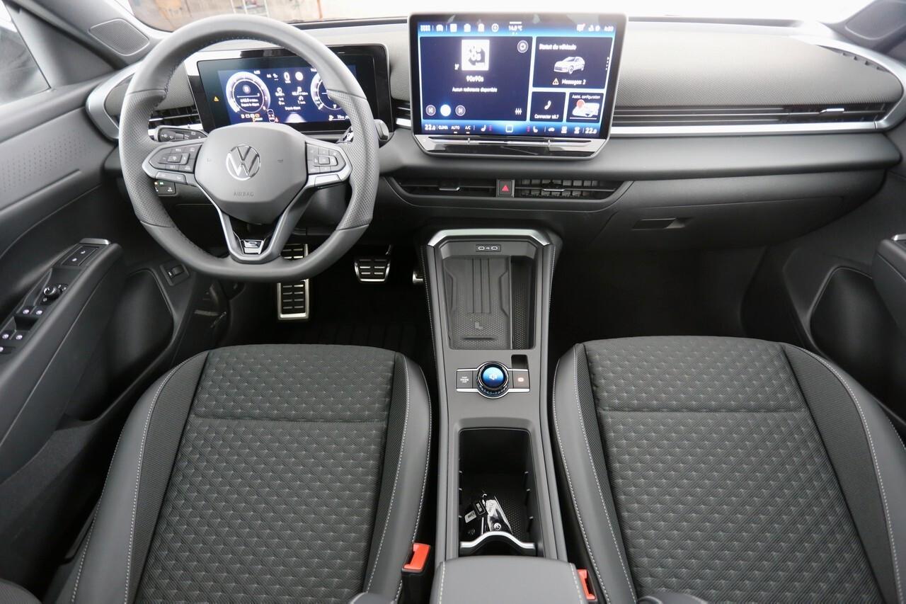 Volkswagen T-Roc VW 1.5 ETSI 150 DSG R-LINE