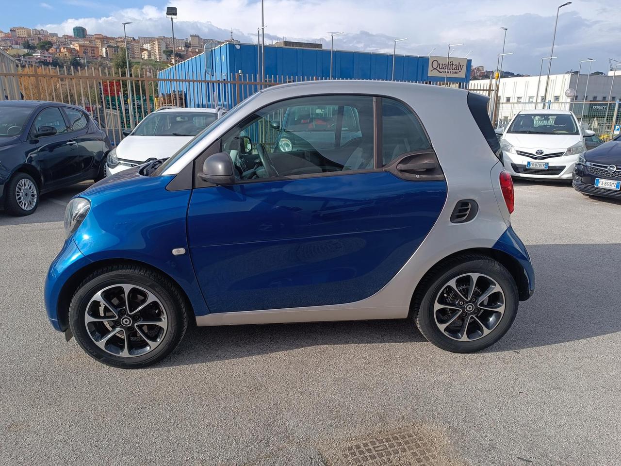 Smart fortwo coupe Fortwo 1.0 Youngster 61cv