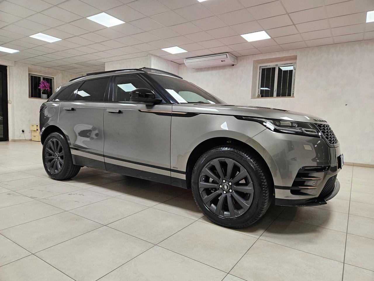 Land Rover Range Rover Velar Range Rover Velar 2.0D I4 240 CV R-Dynamic S