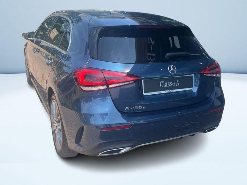 Mercedes-Benz Classe A 250e EQ-Power AMG Line
