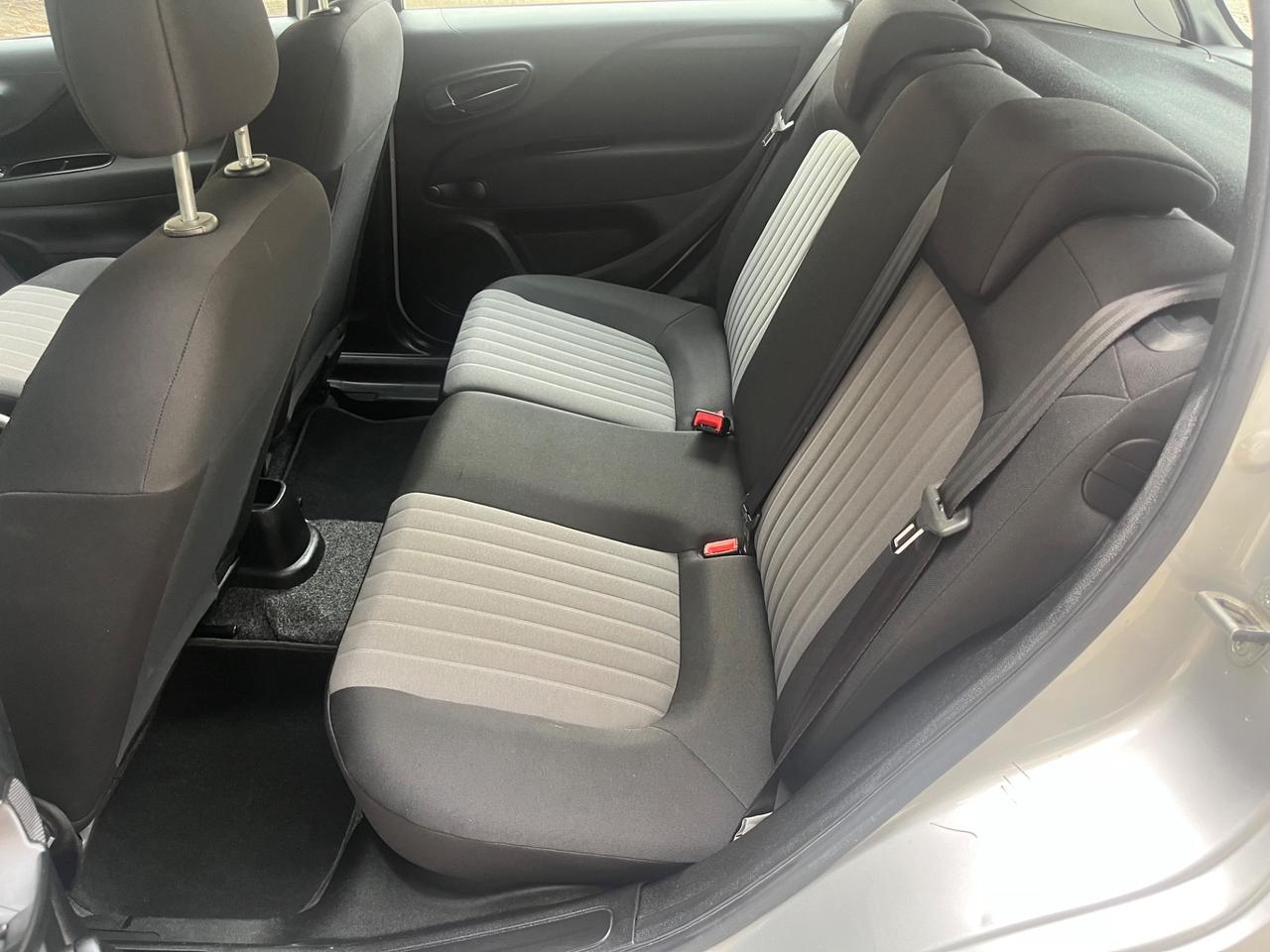 Fiat Punto 1.3 MJT II S&S 95 CV 5 porte Street