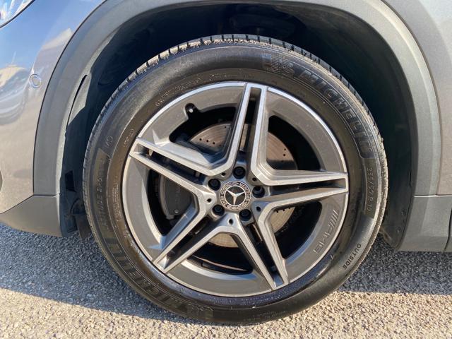 MERCEDES-BENZ GLA 200 d Automatic Premium AMG LINE