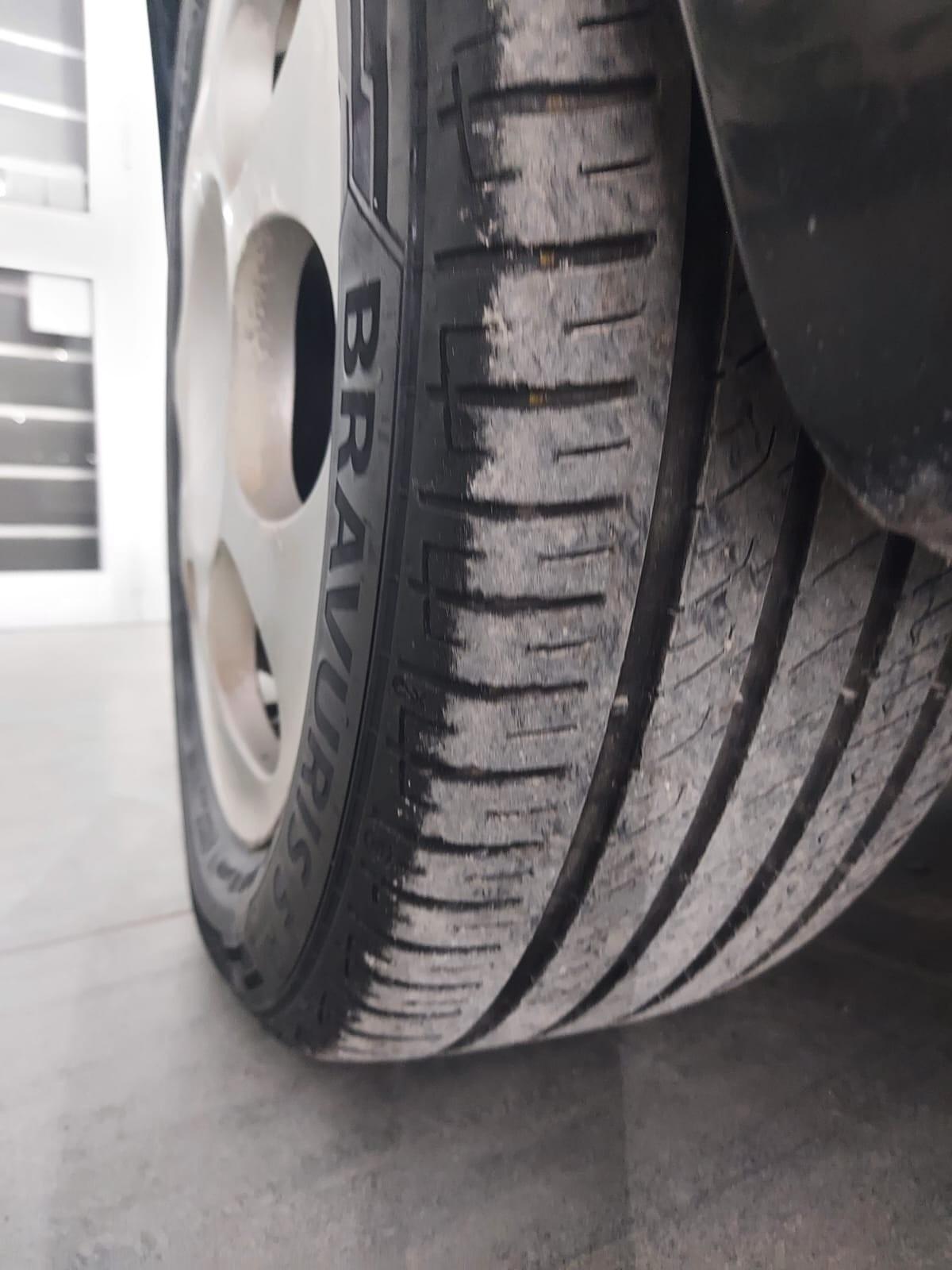 Alfa Romeo 147 1.9 JTD (120) 5 porte Distinctive